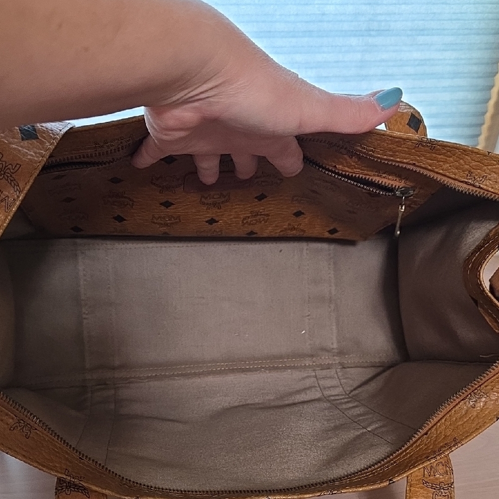 MCM Brown Classic Tote Bag - Picture 3 of 4